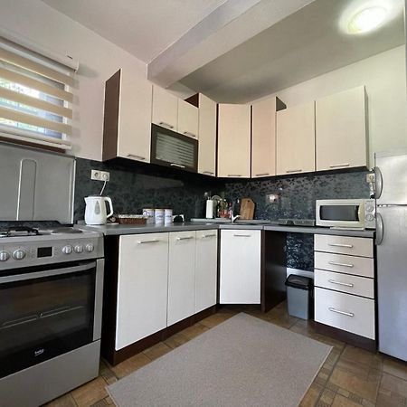 Apartman Ami SJJ Esterno foto