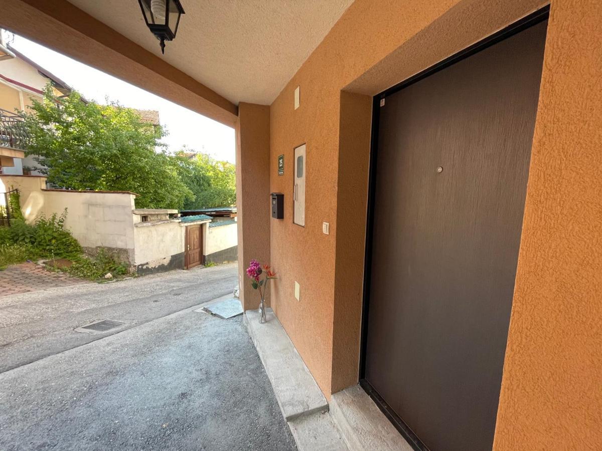 Apartman Ami SJJ Esterno foto