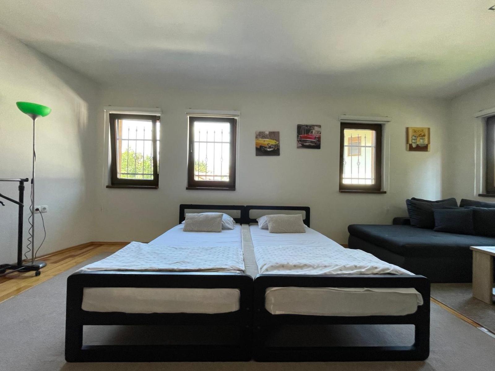Apartman Ami SJJ Esterno foto